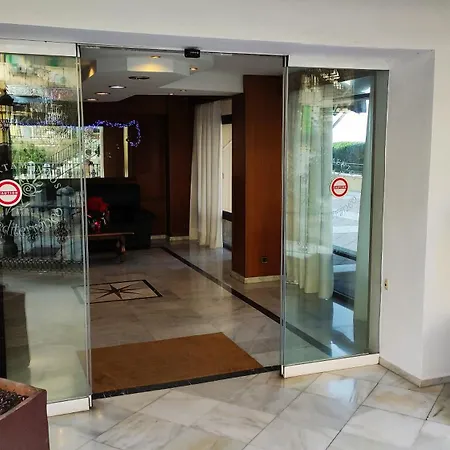 In First Line Apto 5-2 Apartamento *